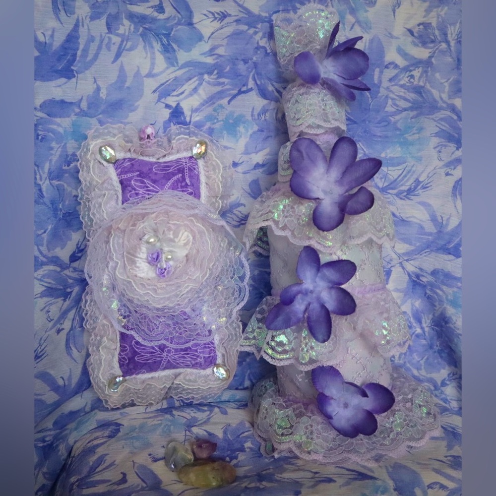 Hand Crafted Glory Of The Dawn Gypsy Bottles And Pillow Gift Set - Picture 14 of 15